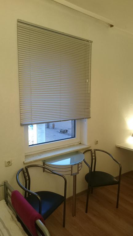 Privatzimmer Furth Zentrum エクステリア 写真