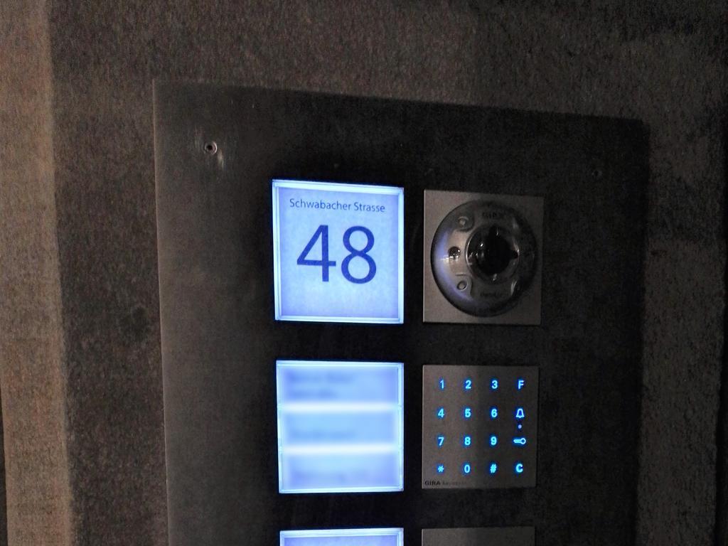 Privatzimmer Furth Zentrum エクステリア 写真