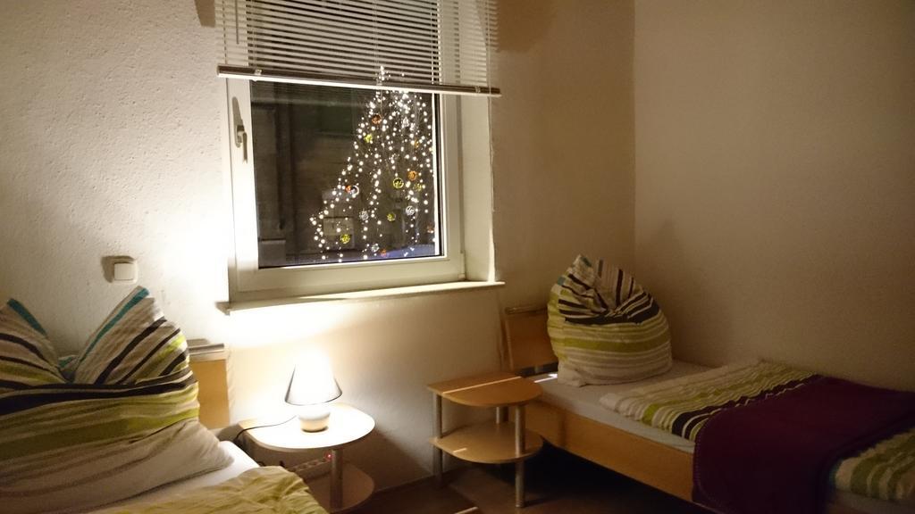 Privatzimmer Furth Zentrum エクステリア 写真