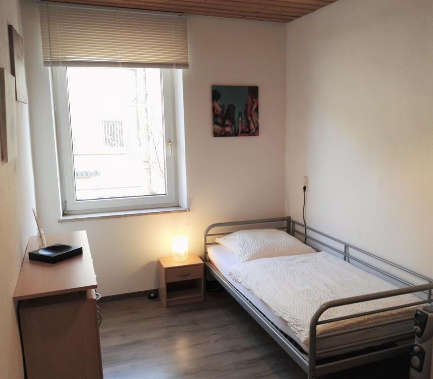 Privatzimmer Furth Zentrum エクステリア 写真